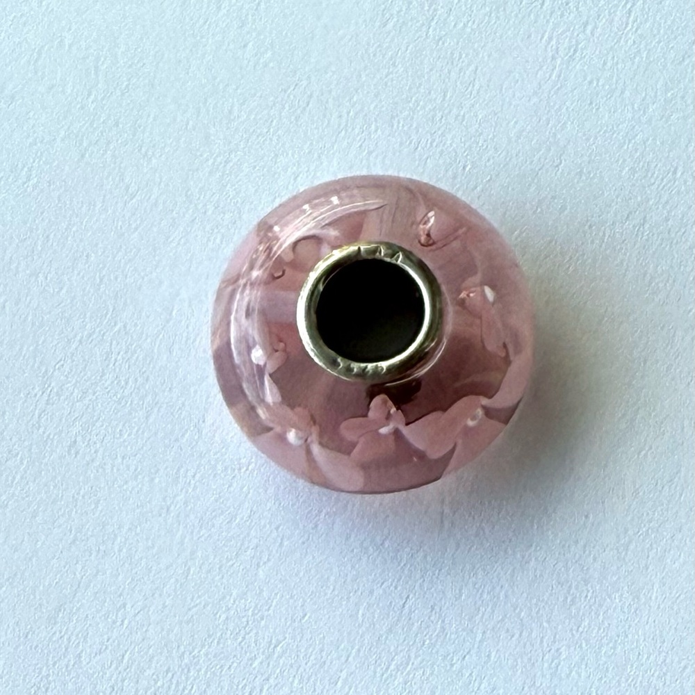 Trollbeads pink flowers beautiful glass bead
